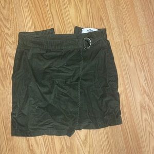 Green hollister ultra high rise mini skirt